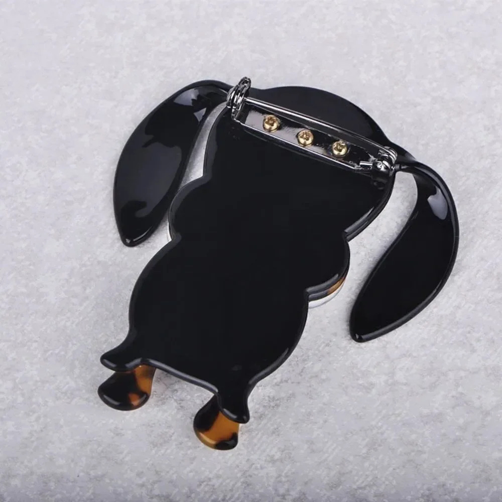 VQ Acrylic Dog Brooch - Picture 3 of 4